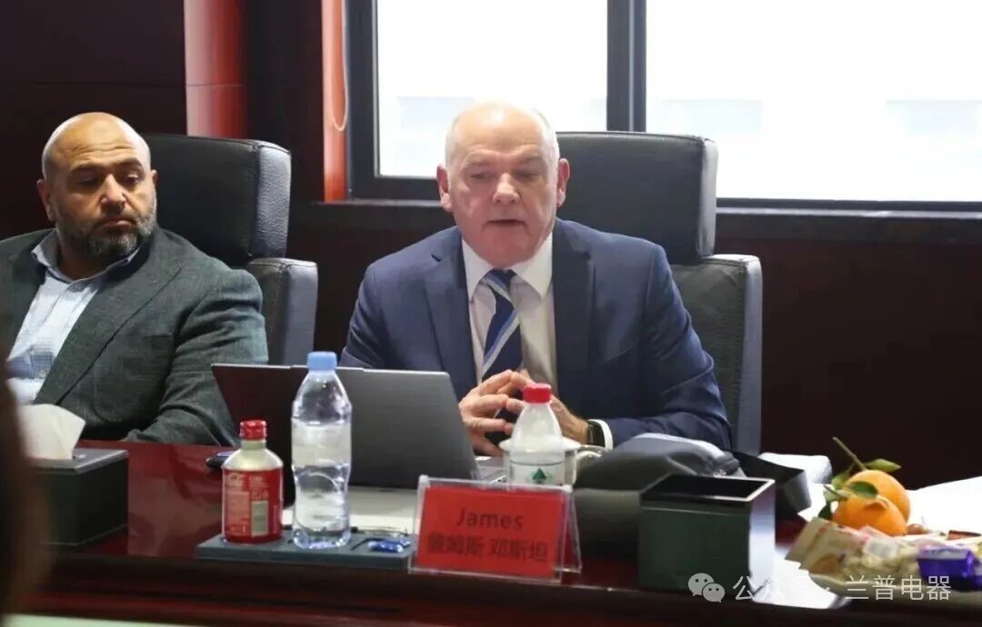 1762328426368040876.jpg 3.jpg